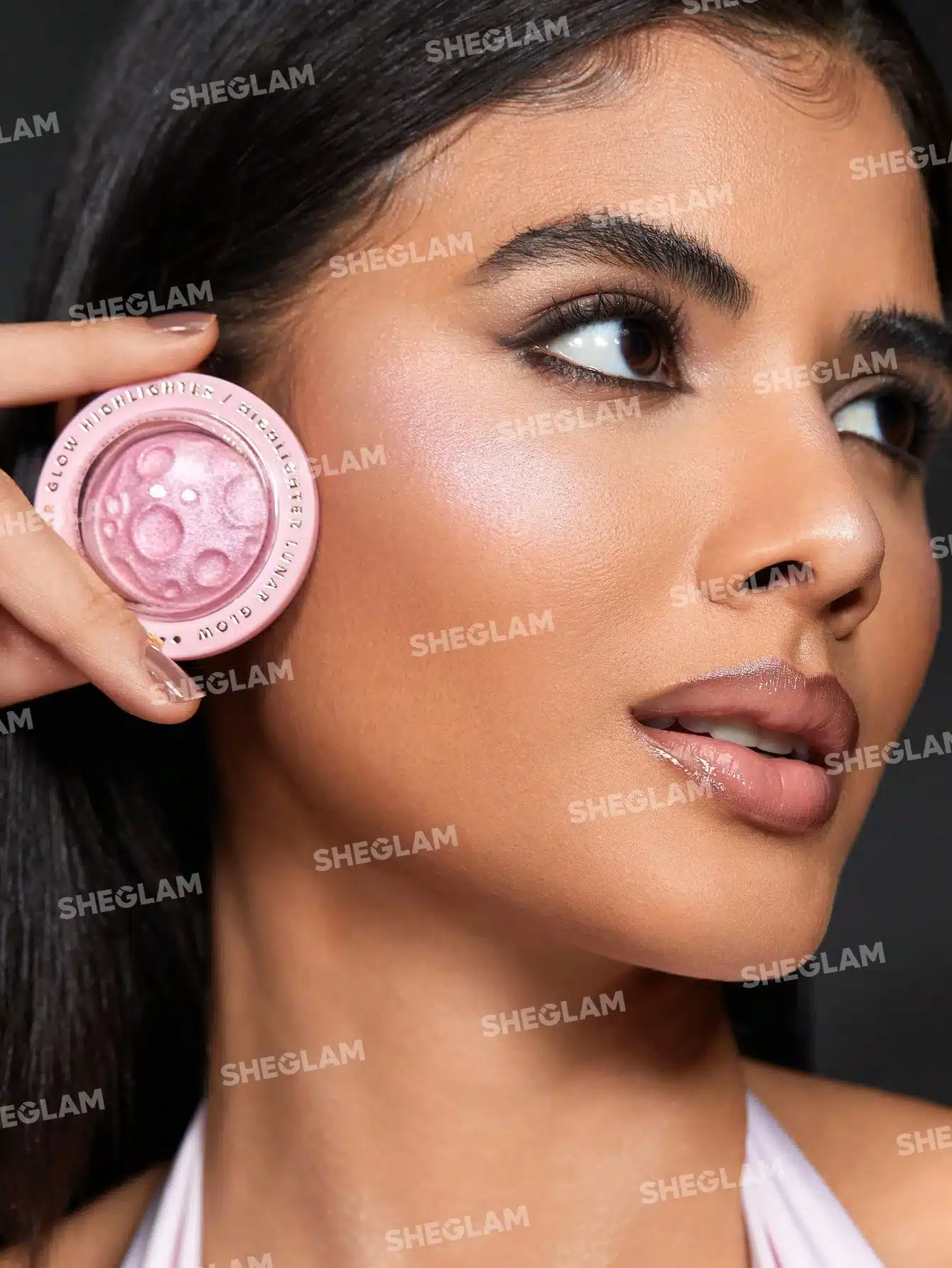 هایلایتر شیگلم مدل فضایی در 4 رنگ Sheglam LUNAR GLOW Highlighter