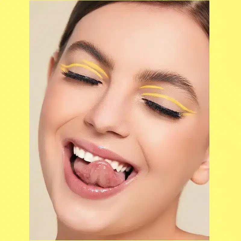 خط چشم شیگلم رنگ زرد Sheglam Color Crush Liquid Eyeliner Insta-Gratification
